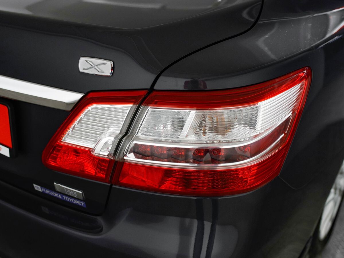 Toyota Premio 2015 - фото автомобиля