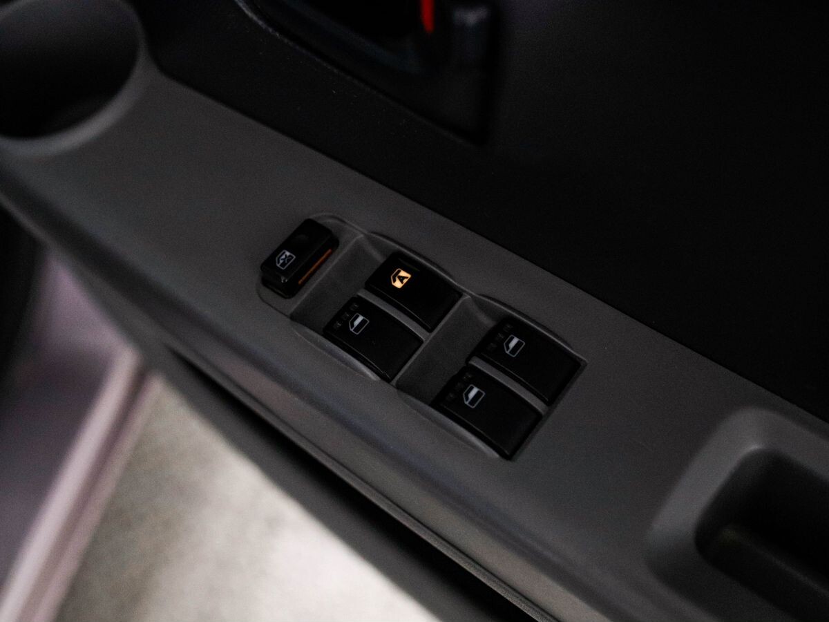 Toyota Passo 2009 - фото автомобиля