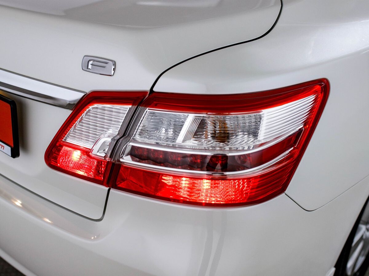 Toyota Premio 2015 - фото автомобиля