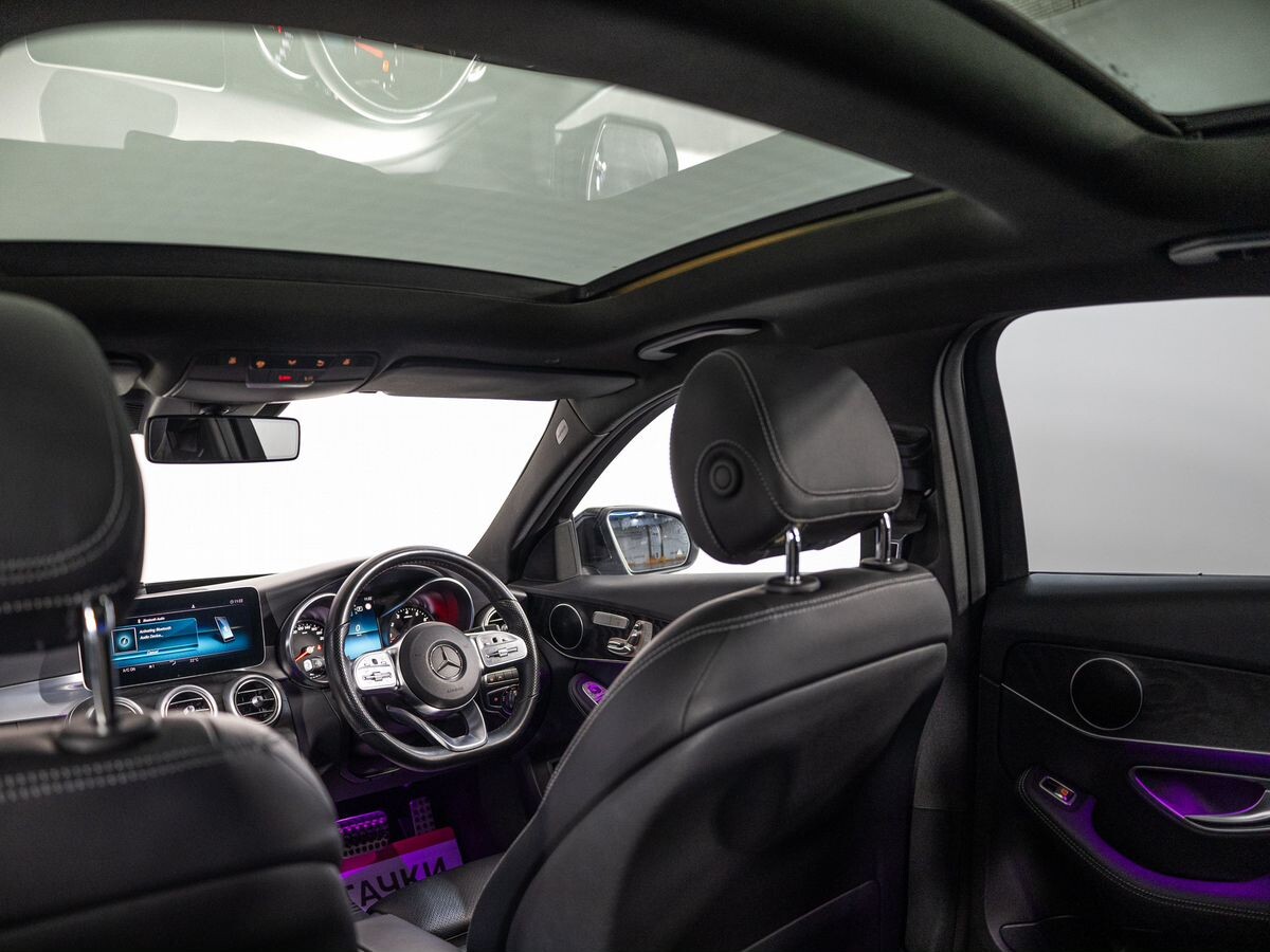 Mercedes-Benz C-Class 2019 - фото автомобиля