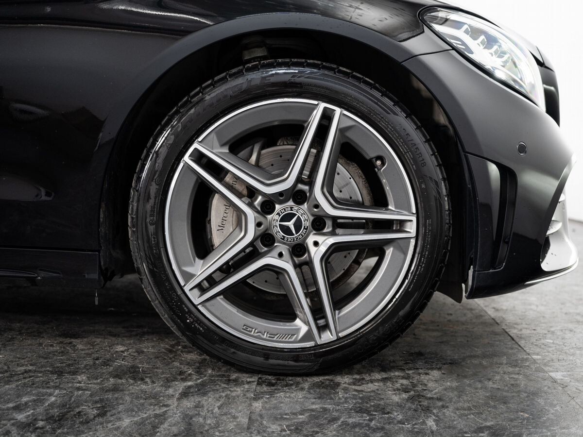 Mercedes-Benz C-Class 2019 - фото автомобиля