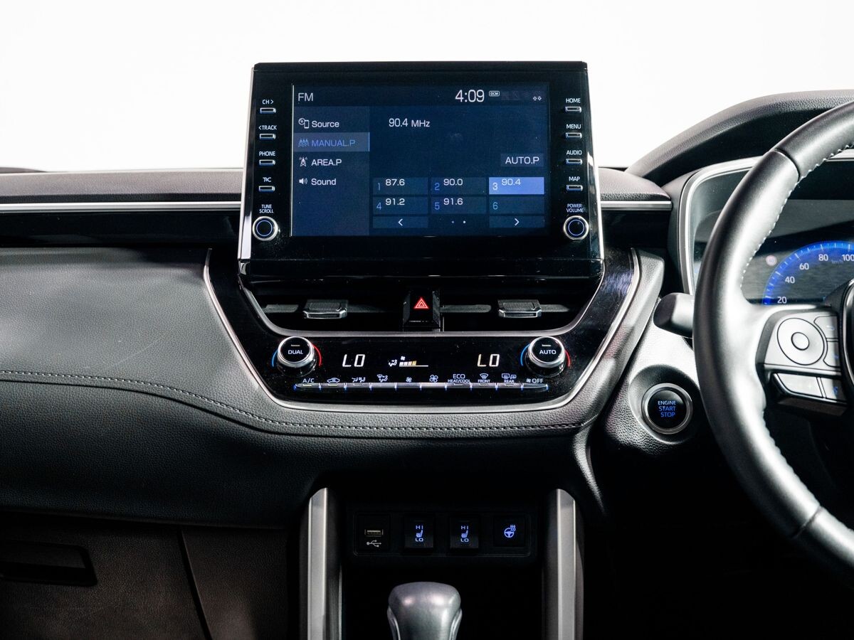 Toyota Corolla Cross 2023 - фото автомобиля