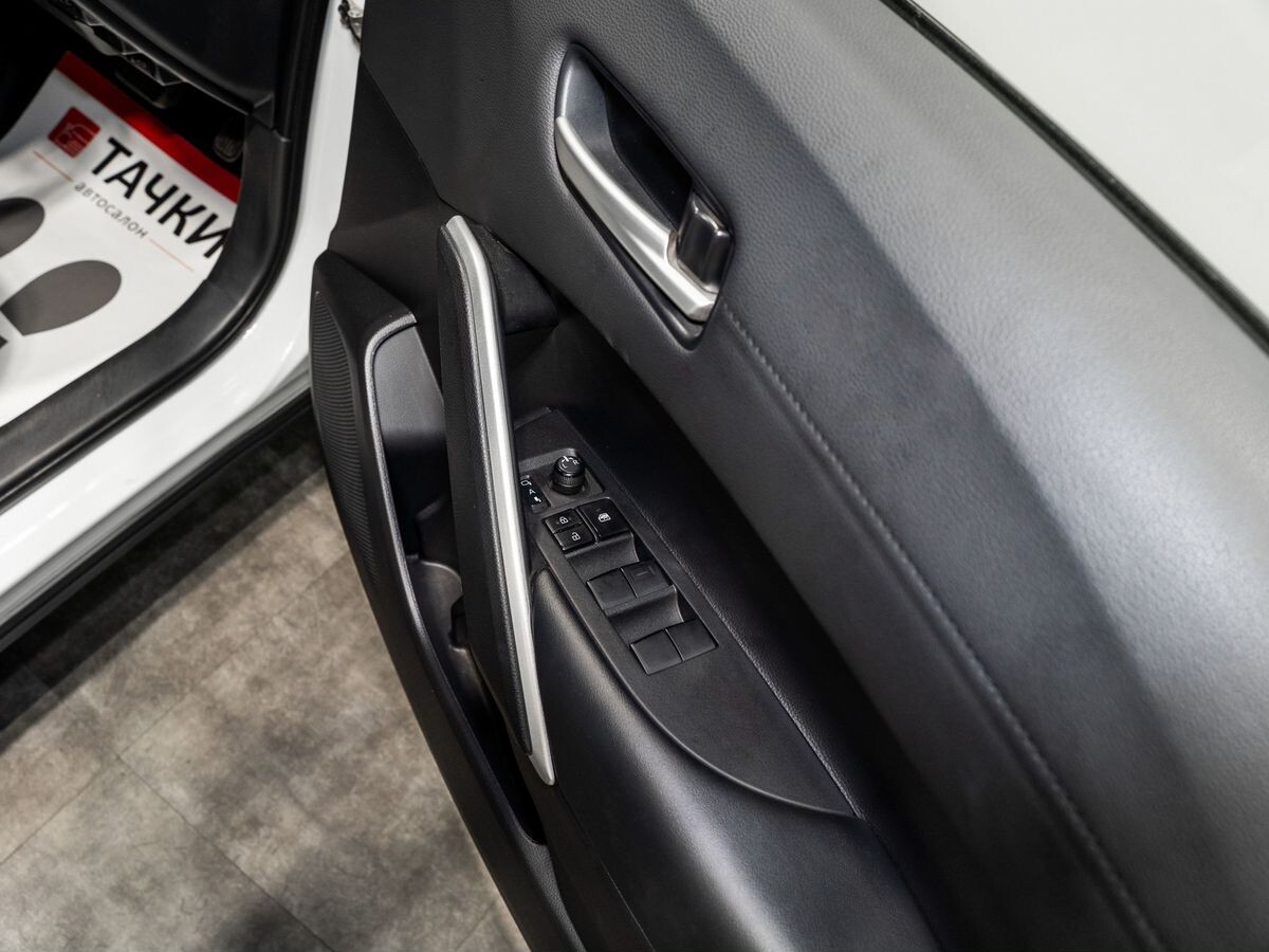 Toyota Corolla Cross 2023 - фото автомобиля