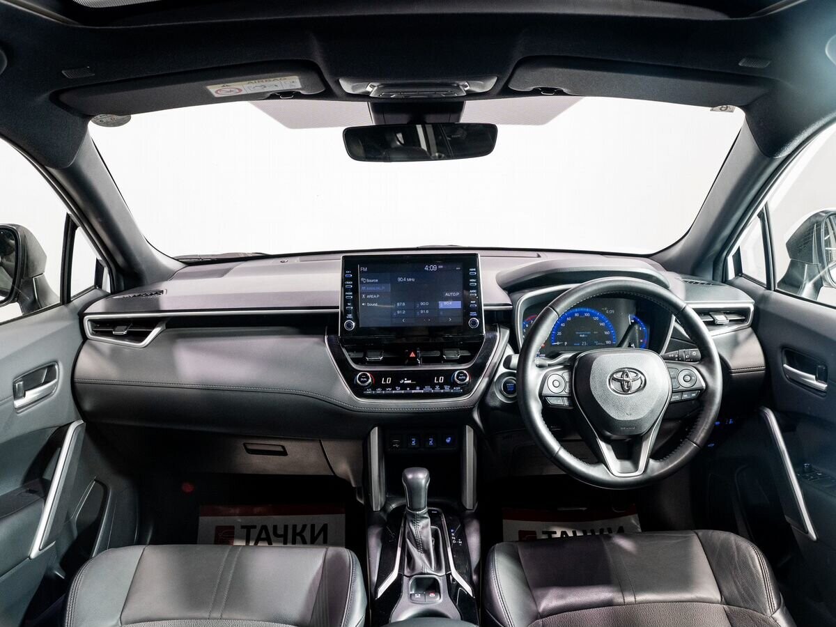 Toyota Corolla Cross 2023 - фото автомобиля
