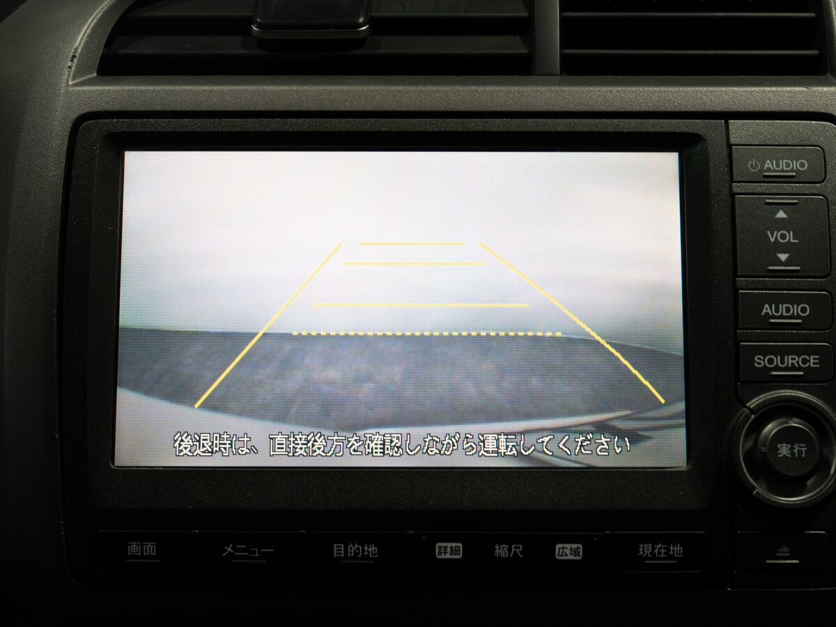 Honda Stream 2010 - фото автомобиля
