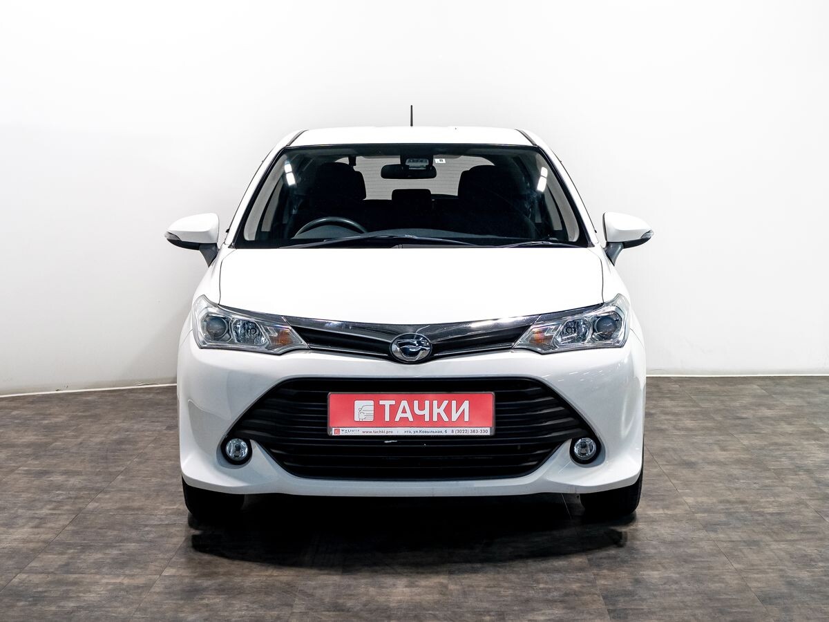 Toyota Corolla Fielder 2017 - фото автомобиля