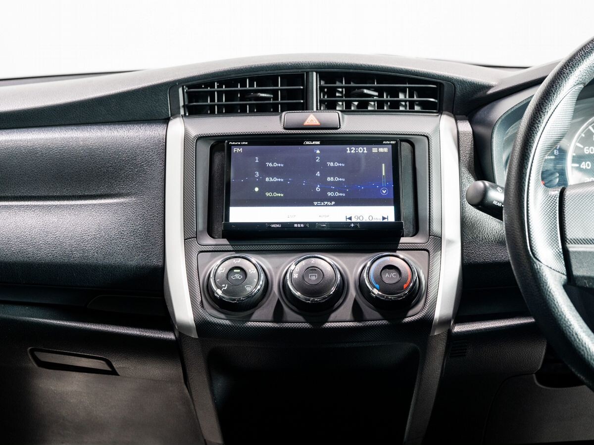 Toyota Corolla Fielder 2017 - фото автомобиля