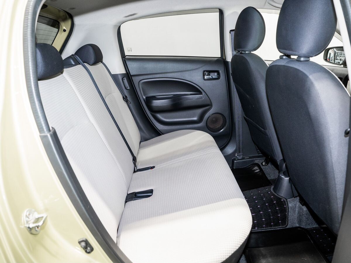 Mitsubishi Mirage 2012 - фото автомобиля