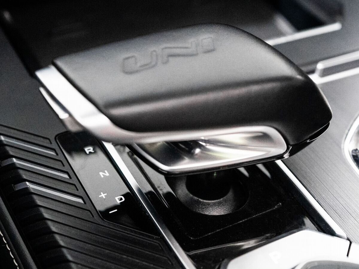Changan UNI-K 2023 - фото автомобиля