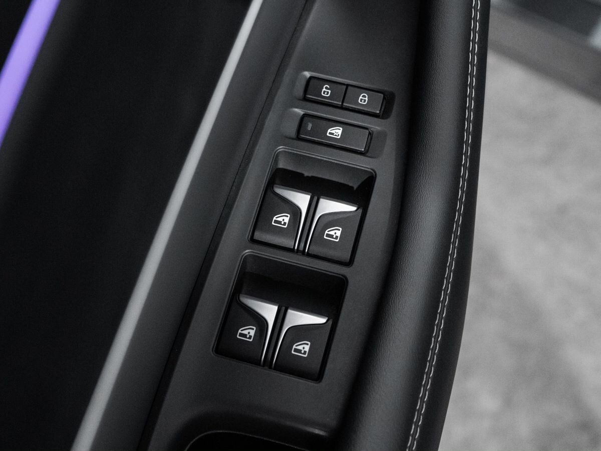 Changan UNI-K 2023 - фото автомобиля