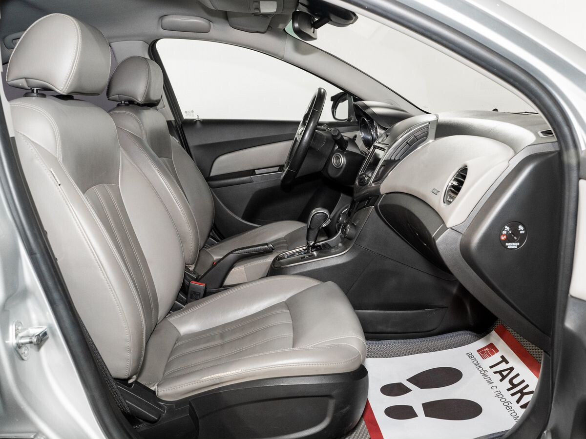 Chevrolet Cruze 2014 - фото автомобиля