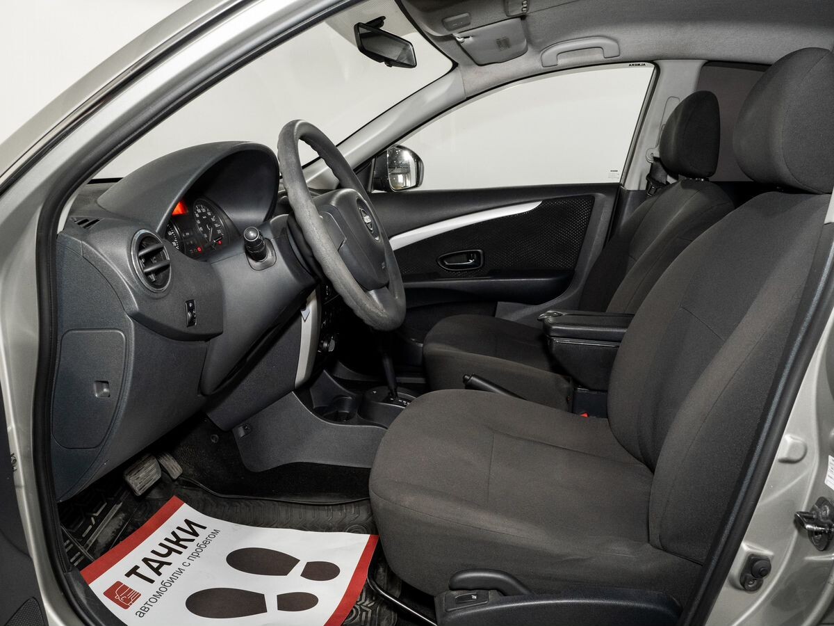 Nissan Almera 2016 - фото автомобиля