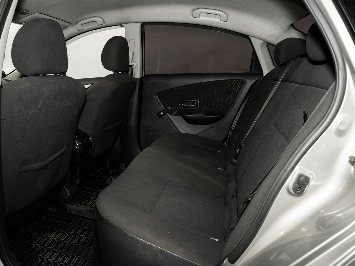 Nissan Almera 2016 - фото автомобиля