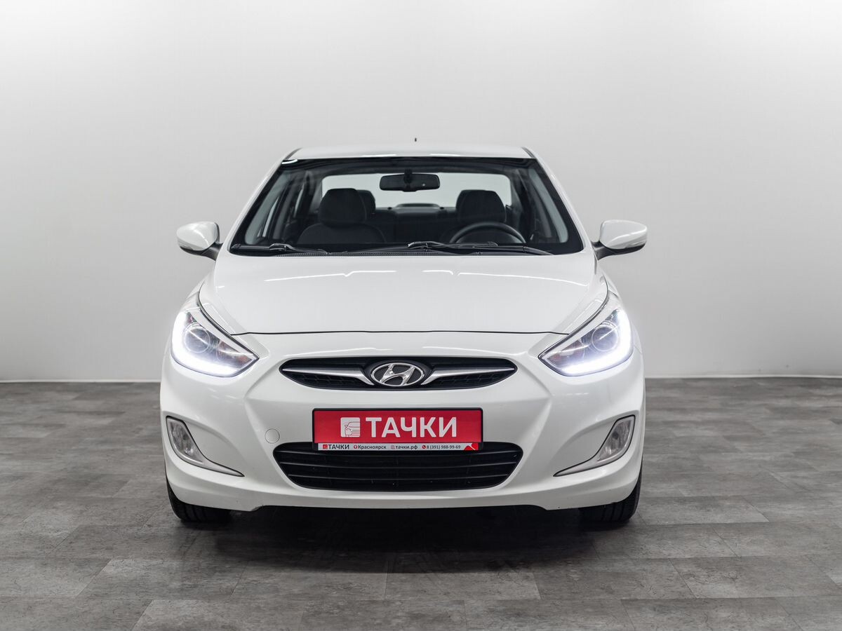 Hyundai Solaris 2013 - фото автомобиля