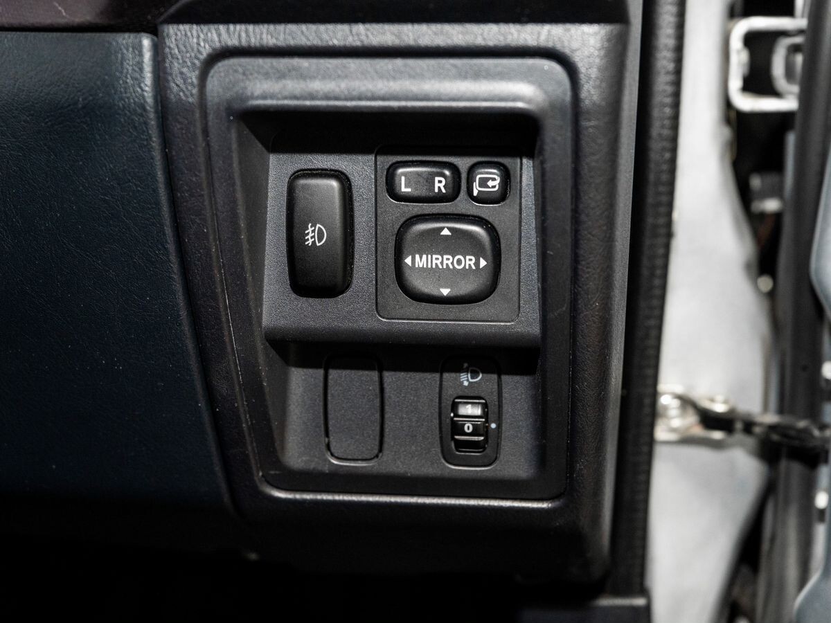 Mitsubishi Pajero Mini 2010 - фото автомобиля