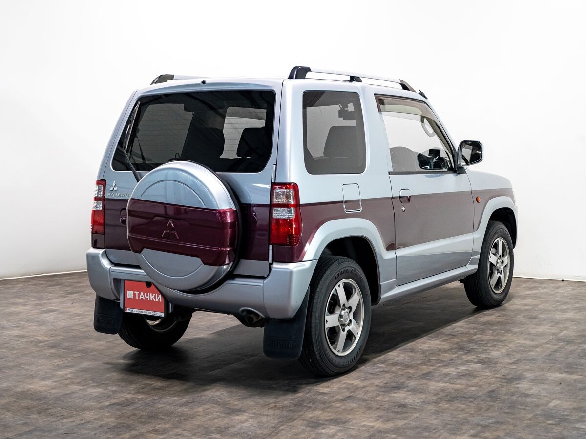 Mitsubishi Pajero Mini 2010 - фото автомобиля