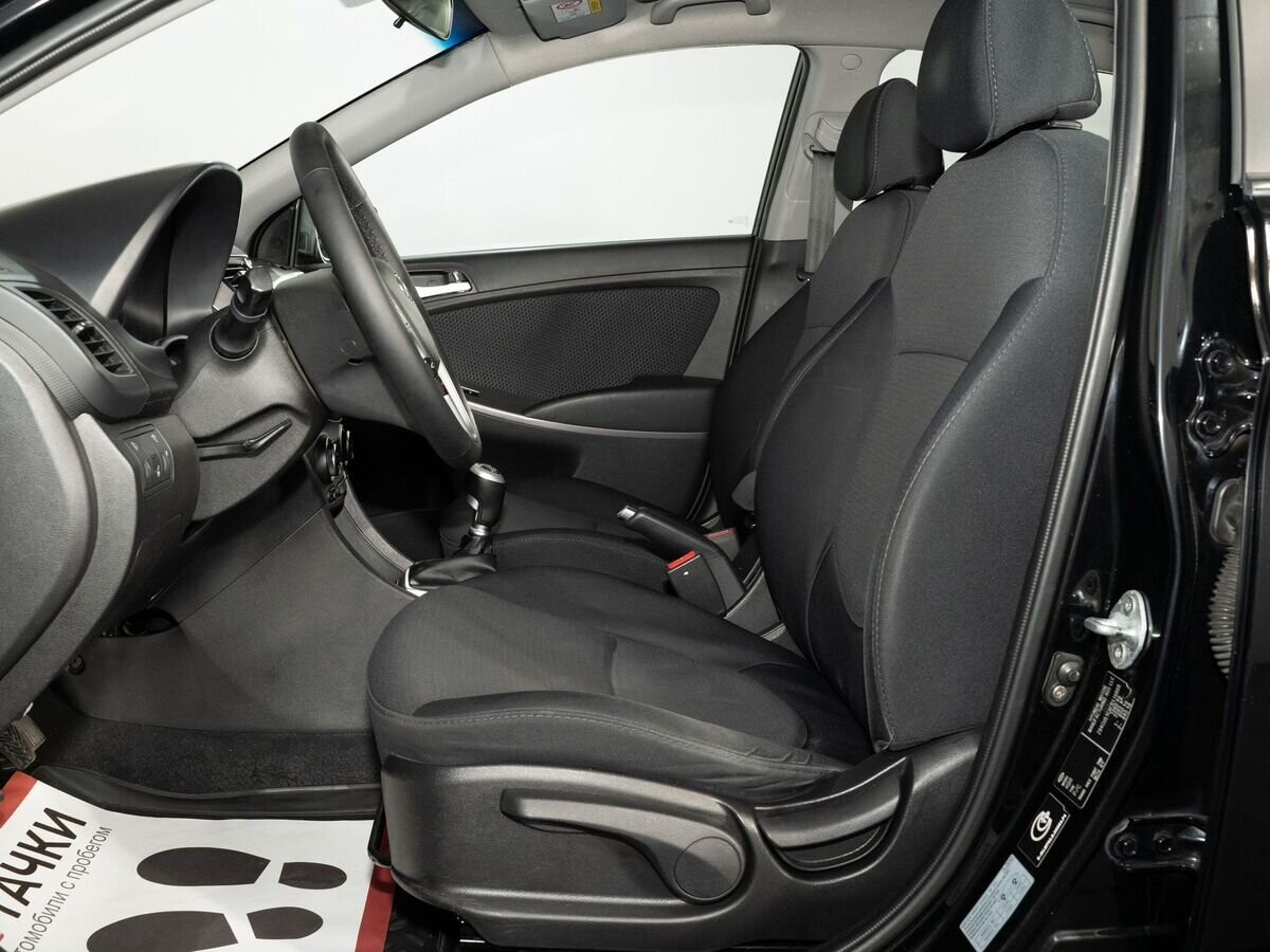 Hyundai Solaris 2014 - фото автомобиля
