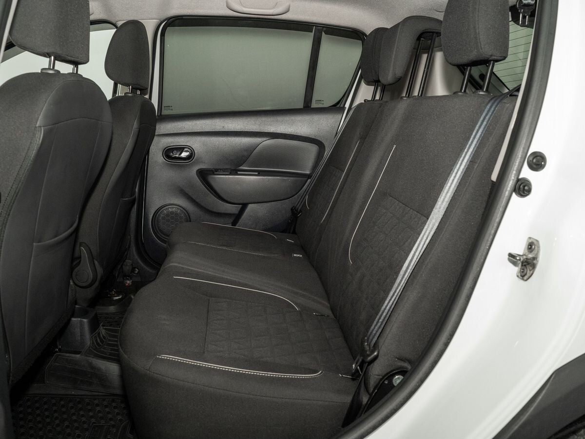 Renault Sandero Stepway 2018 - фото автомобиля