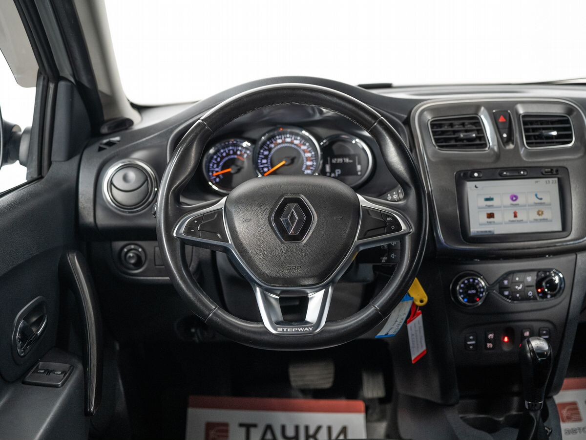 Renault Sandero Stepway 2018 - фото автомобиля
