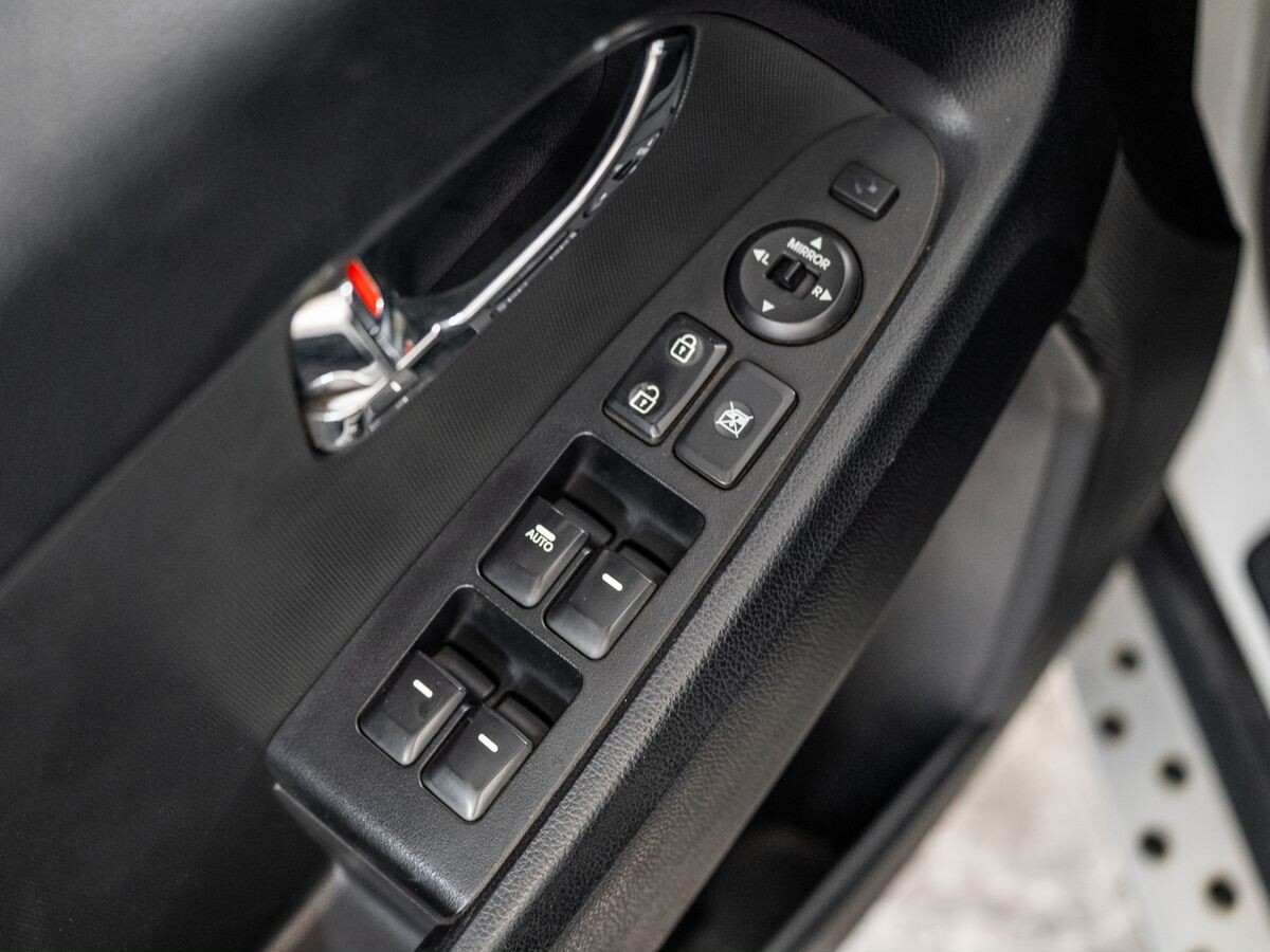 Kia Sportage 2011 - фото автомобиля