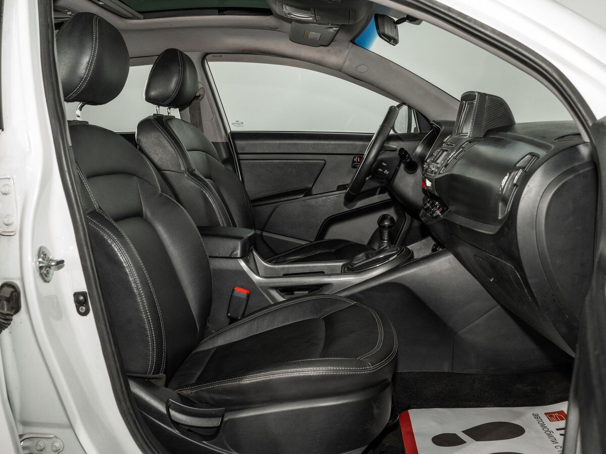 Kia Sportage 2011 - фото автомобиля