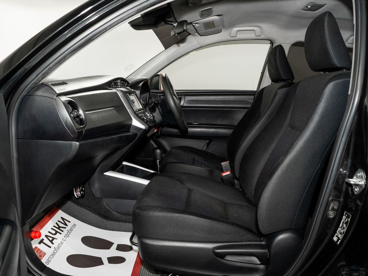 Toyota Corolla Fielder 2015 - фото автомобиля
