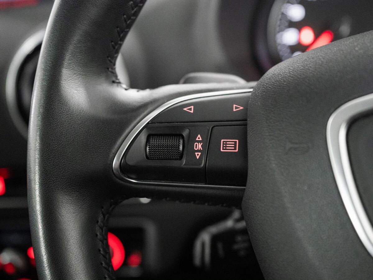 Audi A3 2016 - фото автомобиля