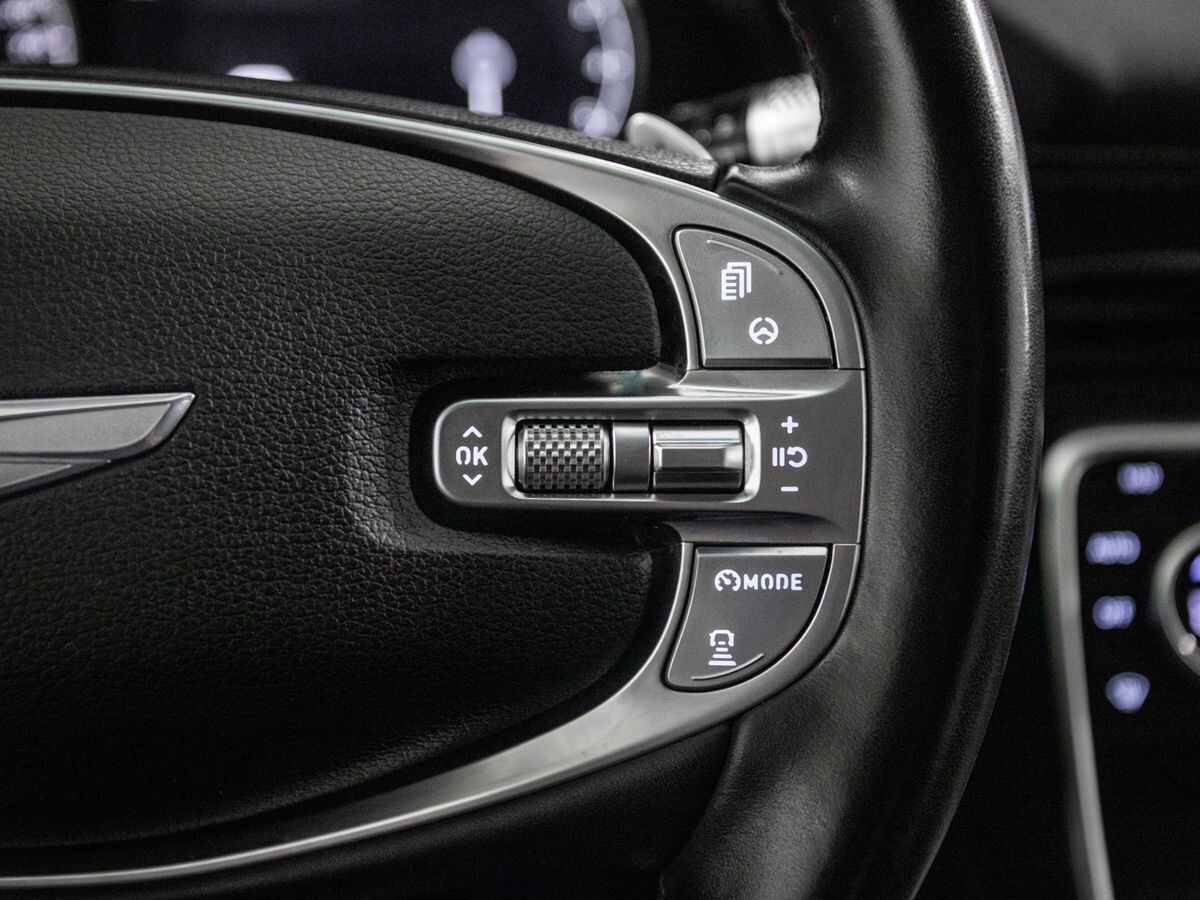 Genesis GV80 2021 - фото автомобиля