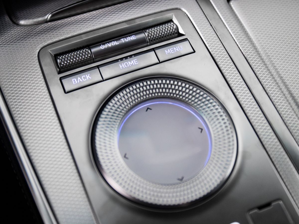 Genesis GV80 2021 - фото автомобиля