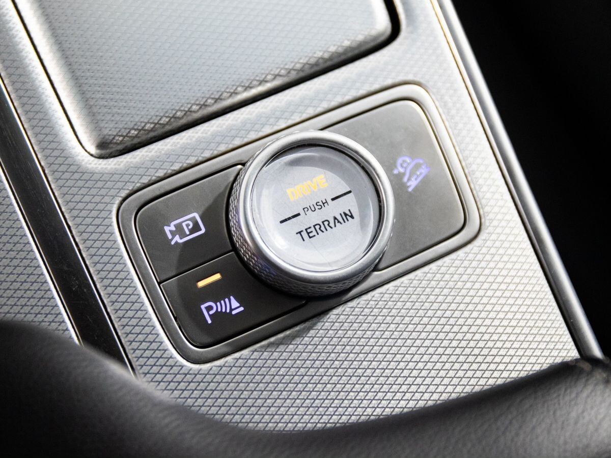 Genesis GV80 2021 - фото автомобиля