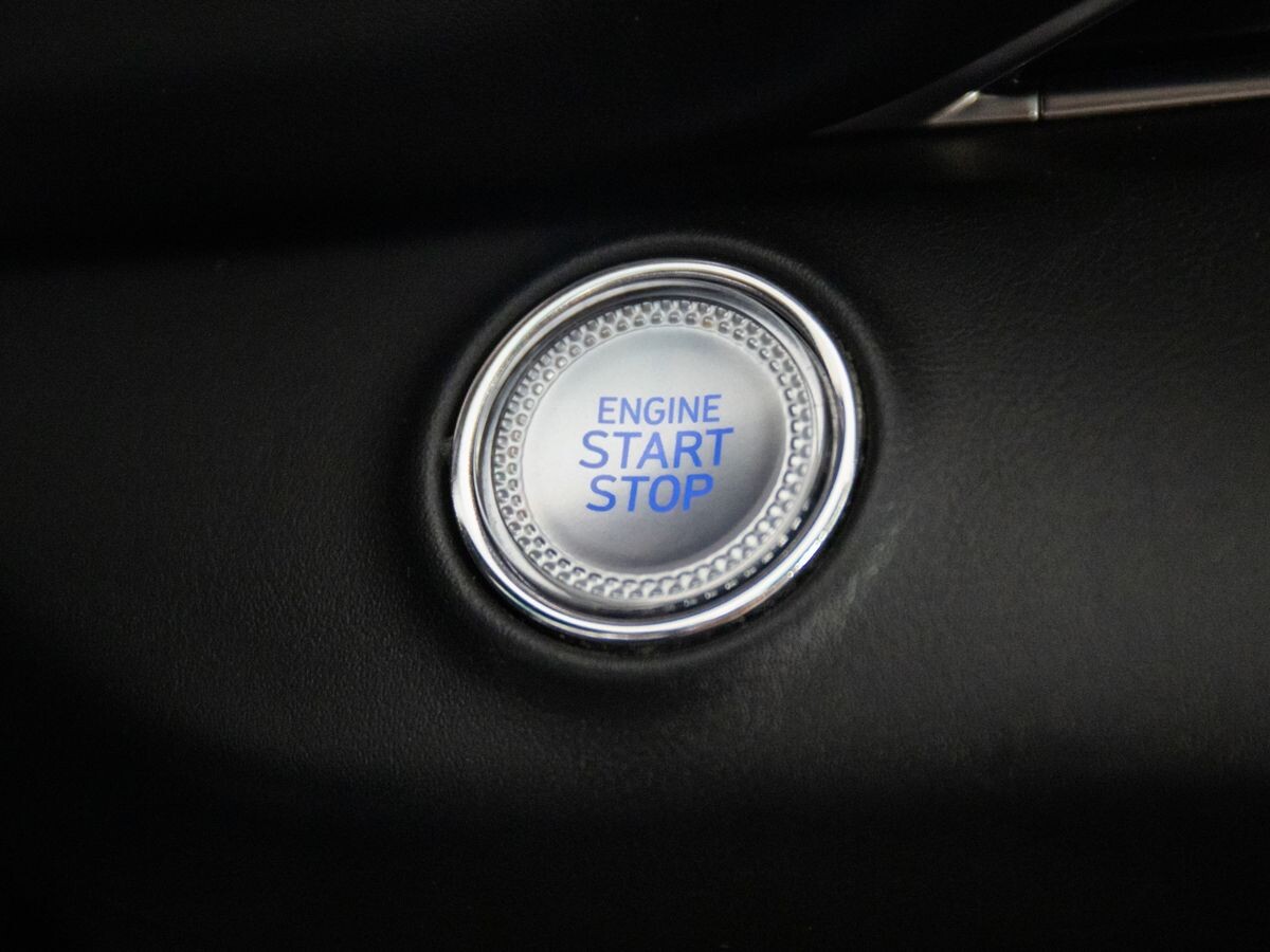 Genesis GV80 2021 - фото автомобиля