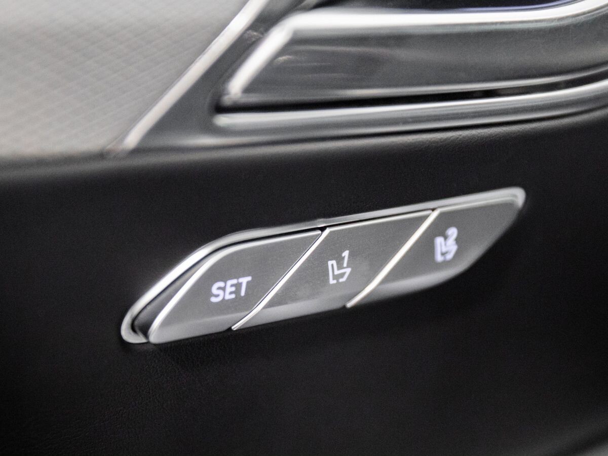 Genesis GV80 2021 - фото автомобиля