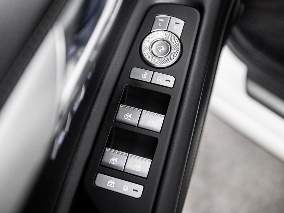 Genesis GV80 2021 - фото автомобиля