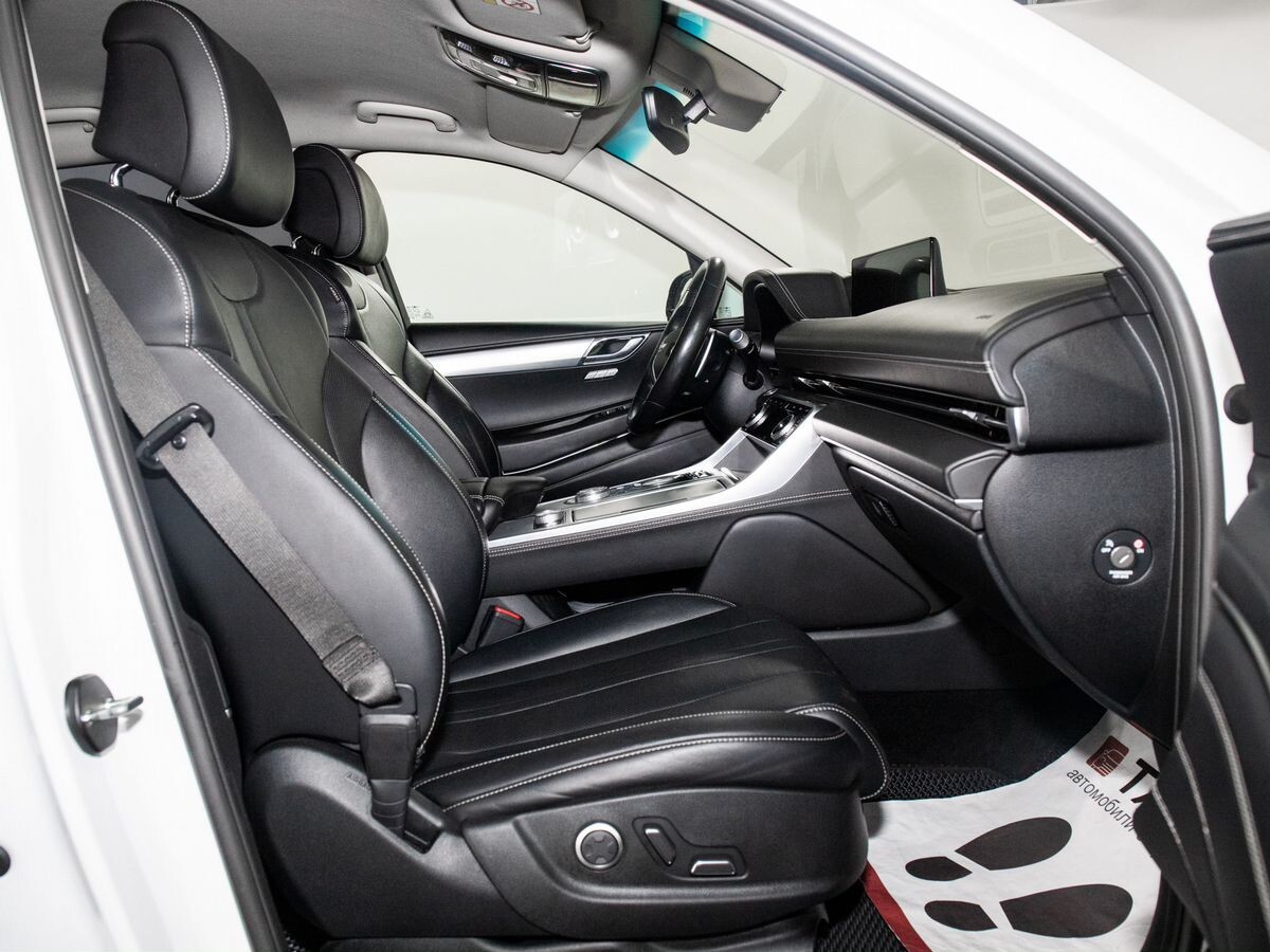 Genesis GV80 2021 - фото автомобиля
