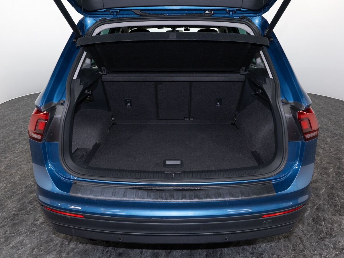 Volkswagen Tiguan 2017 - фото автомобиля