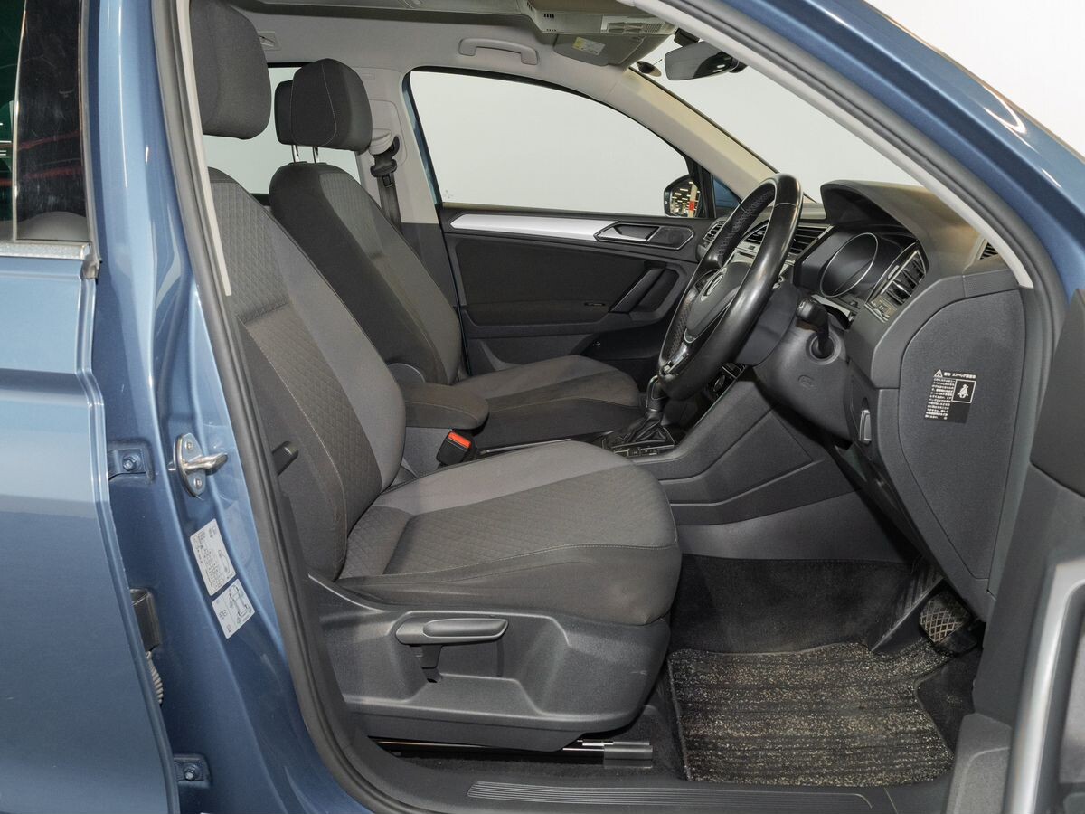 Volkswagen Tiguan 2017 - фото автомобиля