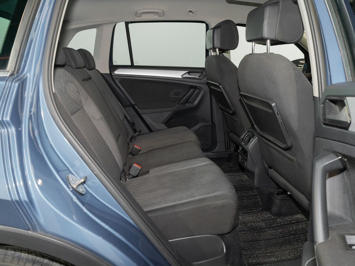 Volkswagen Tiguan 2017 - фото автомобиля