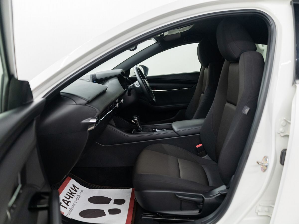 Mazda Mazda3 2019 - фото автомобиля