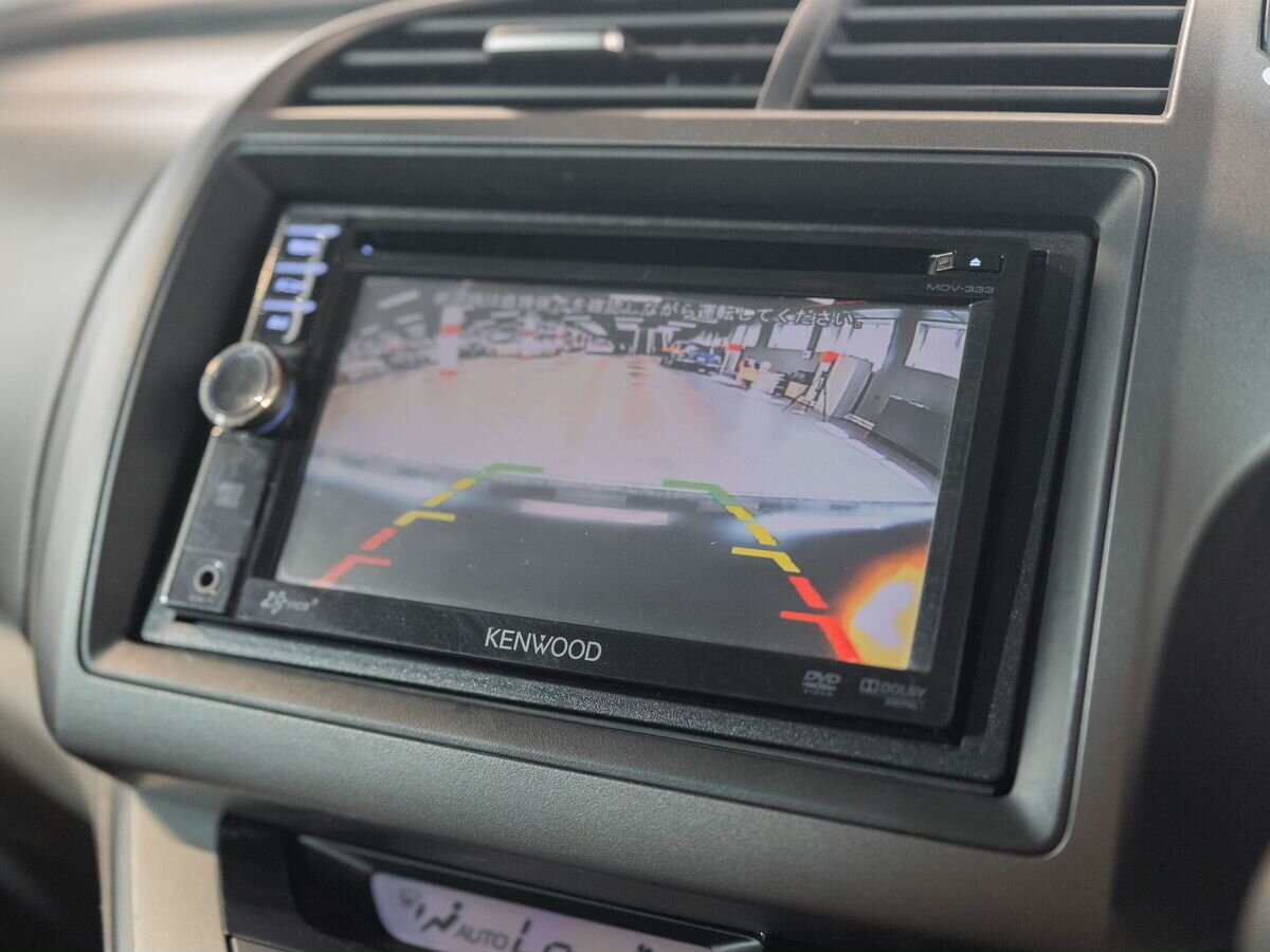Honda Stream 2011 - фото автомобиля