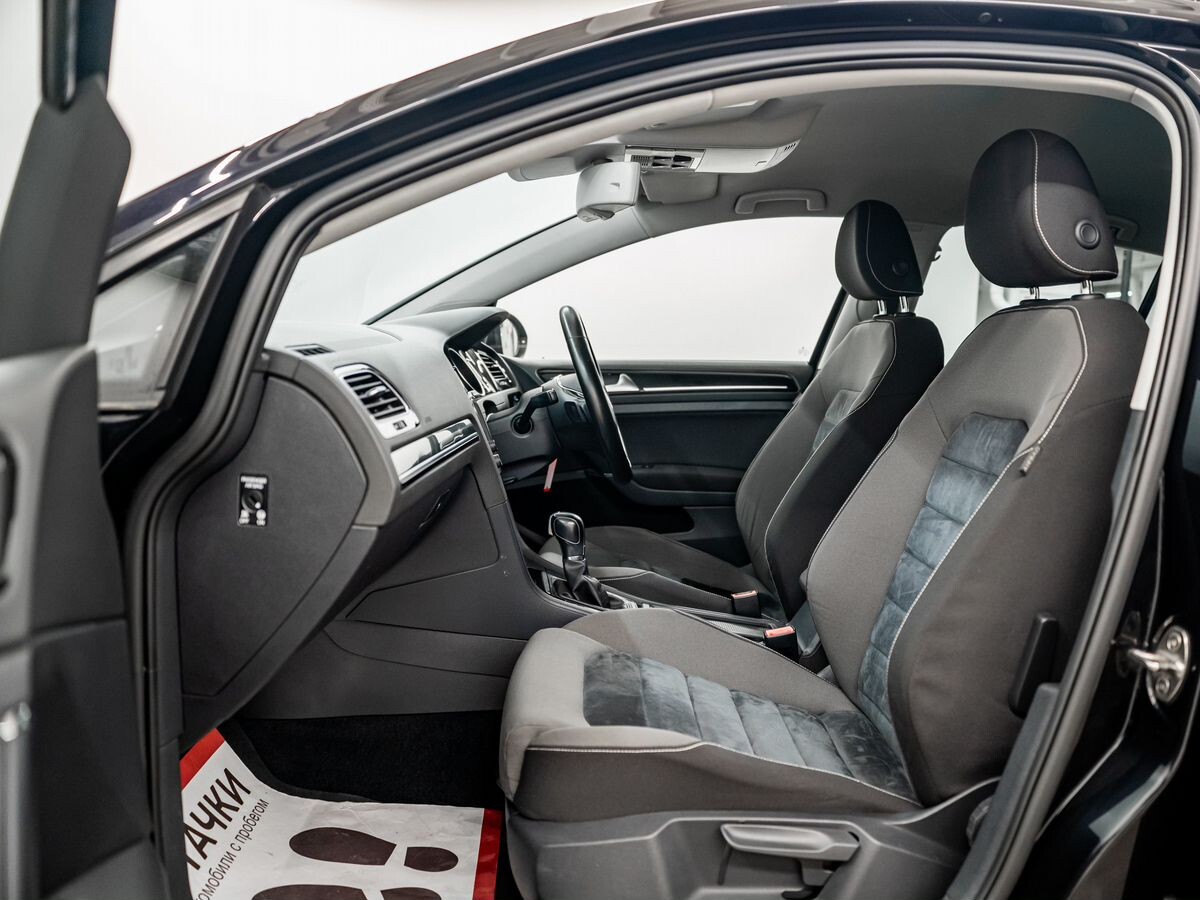Volkswagen Golf 2013 - фото автомобиля