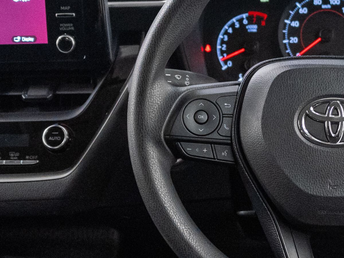 Toyota Corolla 2019 - фото автомобиля