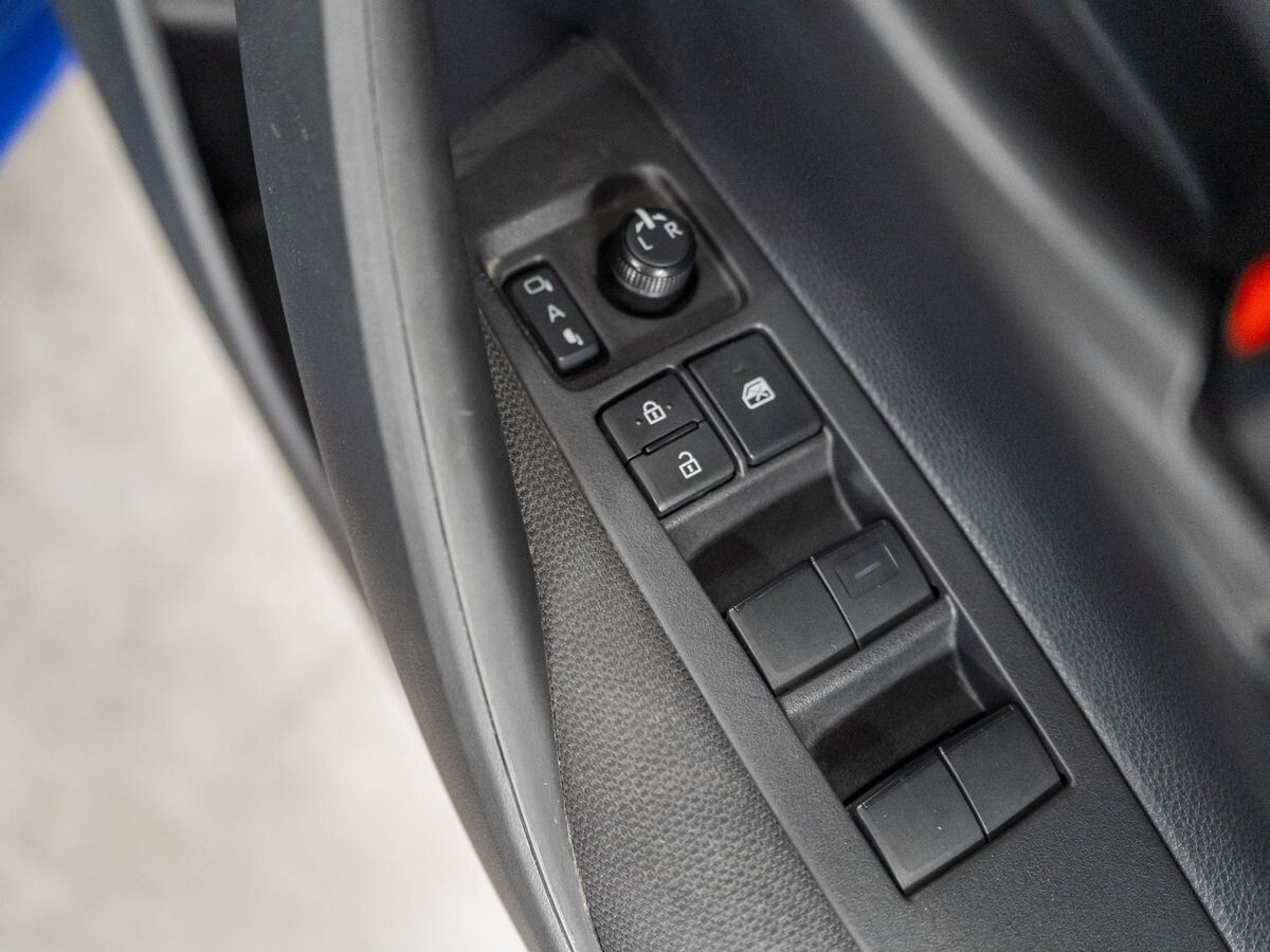Toyota Corolla 2019 - фото автомобиля