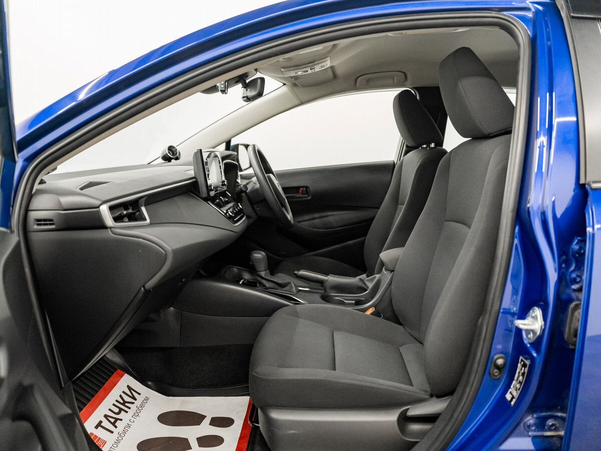 Toyota Corolla 2019 - фото автомобиля
