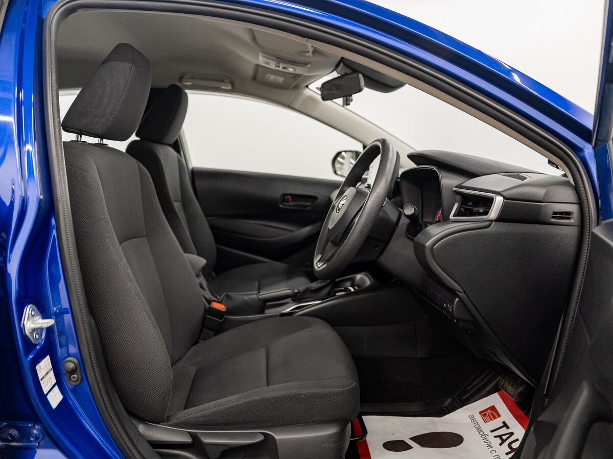 Toyota Corolla 2019 - фото автомобиля