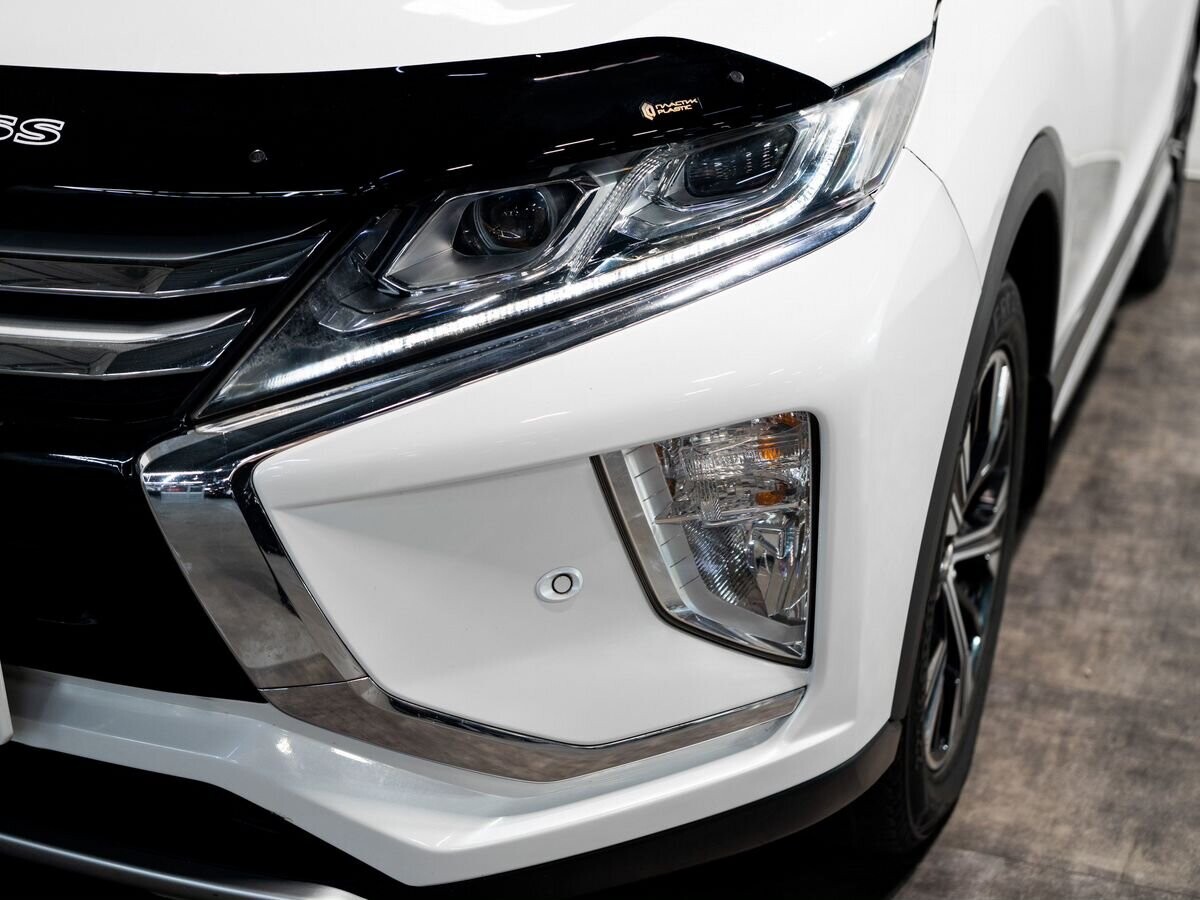 Mitsubishi Eclipse Cross 2018 - фото автомобиля