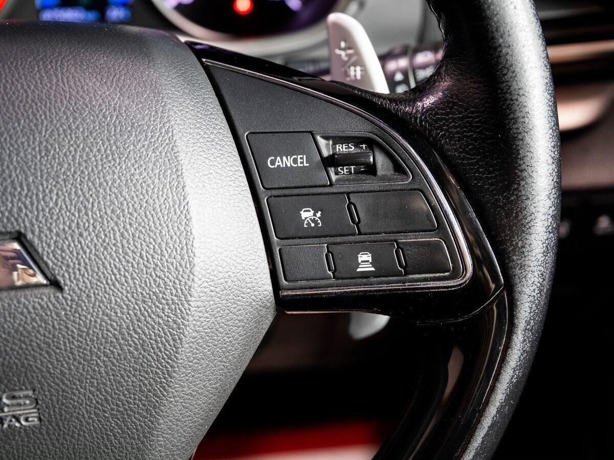 Mitsubishi Eclipse Cross 2018 - фото автомобиля