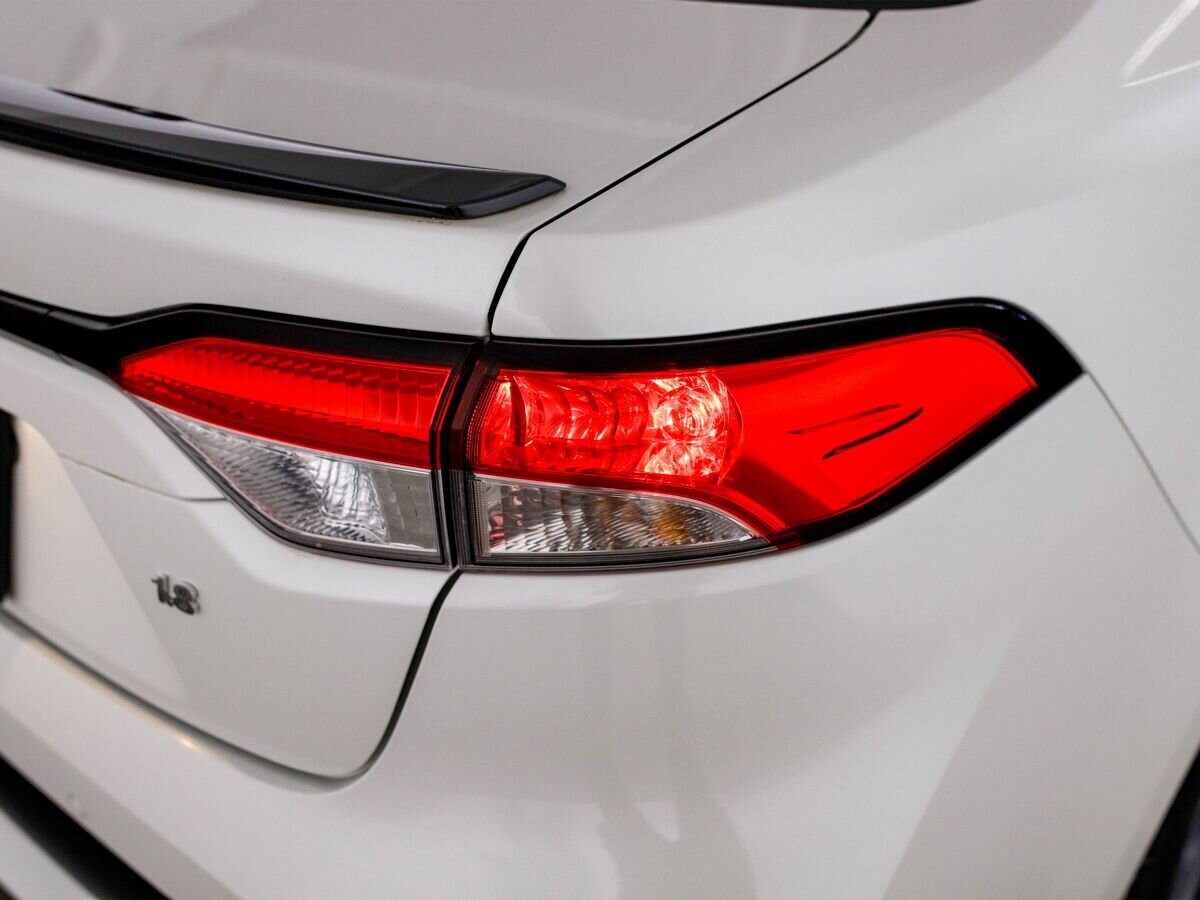 Toyota Corolla 2020 - фото автомобиля