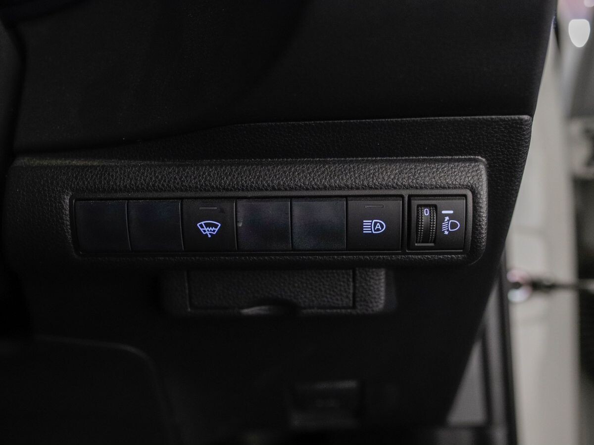 Toyota Corolla 2020 - фото автомобиля