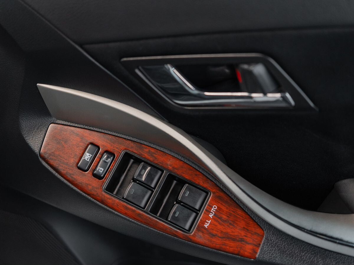 Toyota Allion 2010 - фото автомобиля