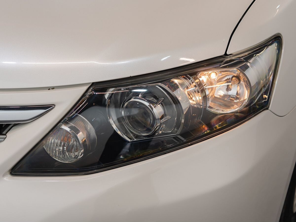 Toyota Allion 2010 - фото автомобиля